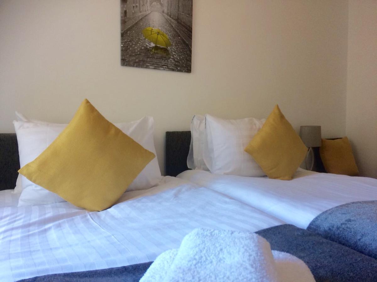 Riverside Gardens Apartment 인버네스 외부 사진